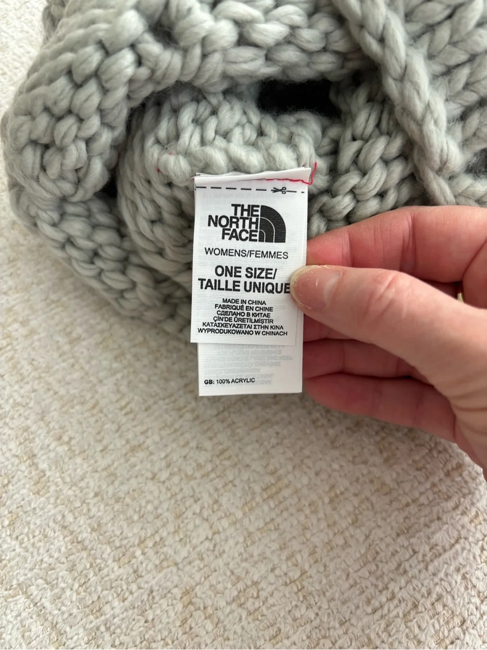 The North Face Women’s Chunky Knit Beanie - Light Gray New